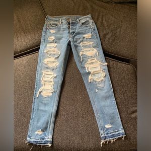 American Eagle distressed “Tom girl” Jeans